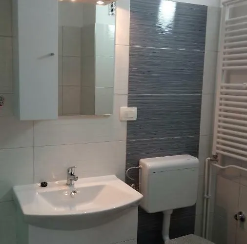 Apartament Luka *